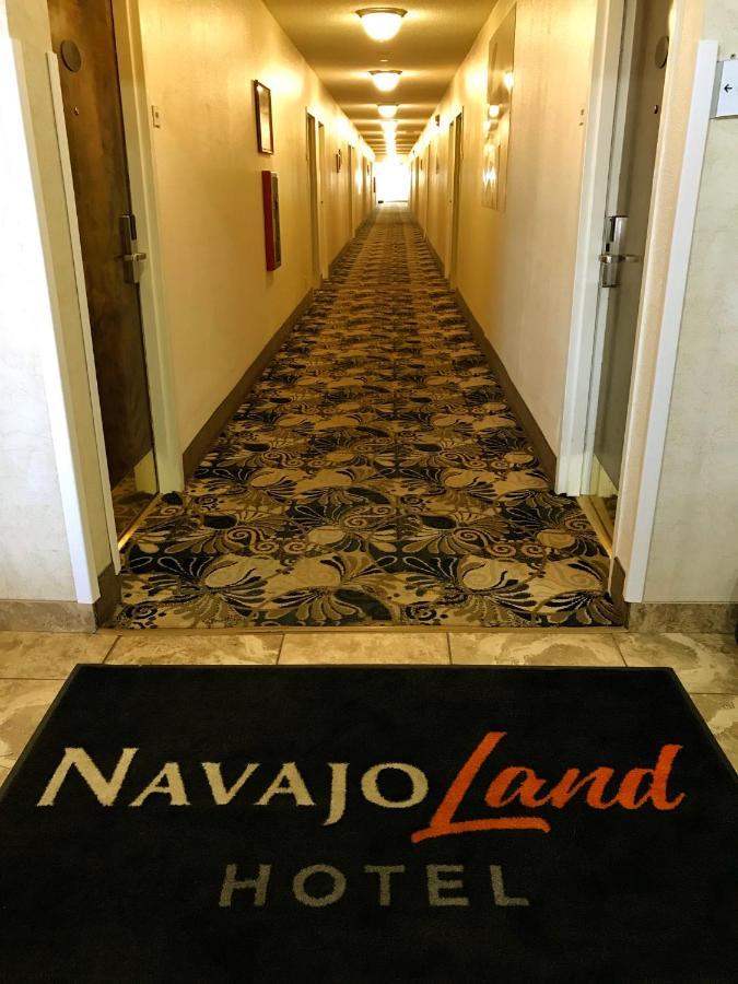 퀄리티 인 나바호 내이션 호텔 투바 시티 외부 사진